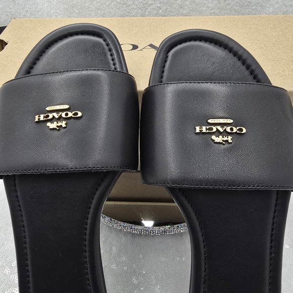 Coach Slide Sandal Black Leather Goldtone Hardward Elegant Silhouette Womens 10 - Picture 2 of 8